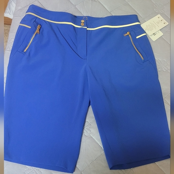 EP Sport Pants - EP Pro Blue Topaz Multi Obsidian golf shorts for women. Size 10 NWT